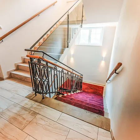 Hiss By Interhome 巴德加斯坦